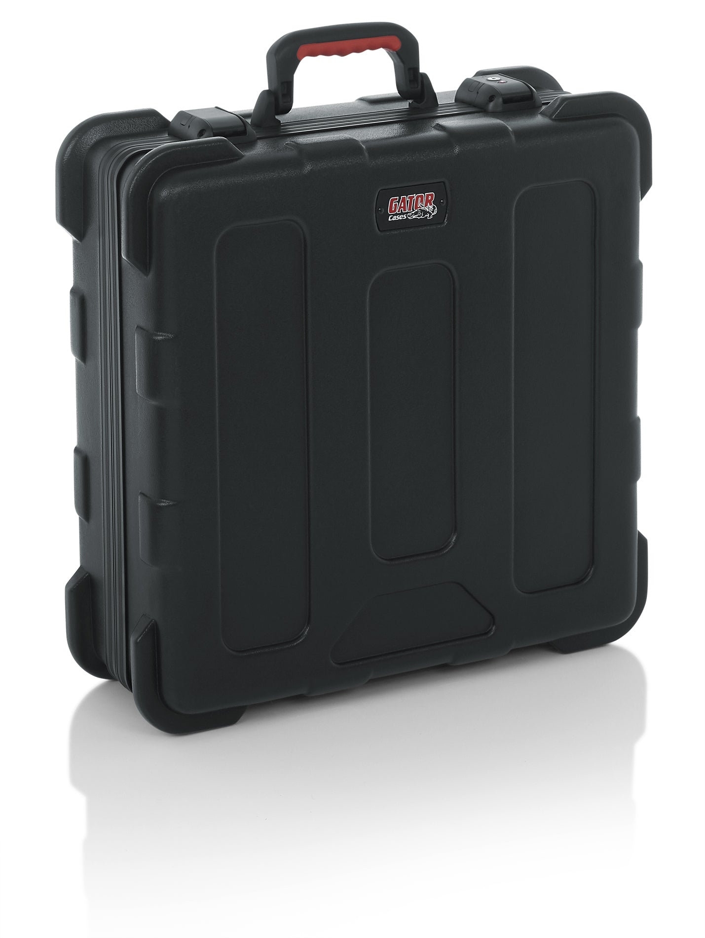 TSA Projector case fits up to 18""x18""x6""