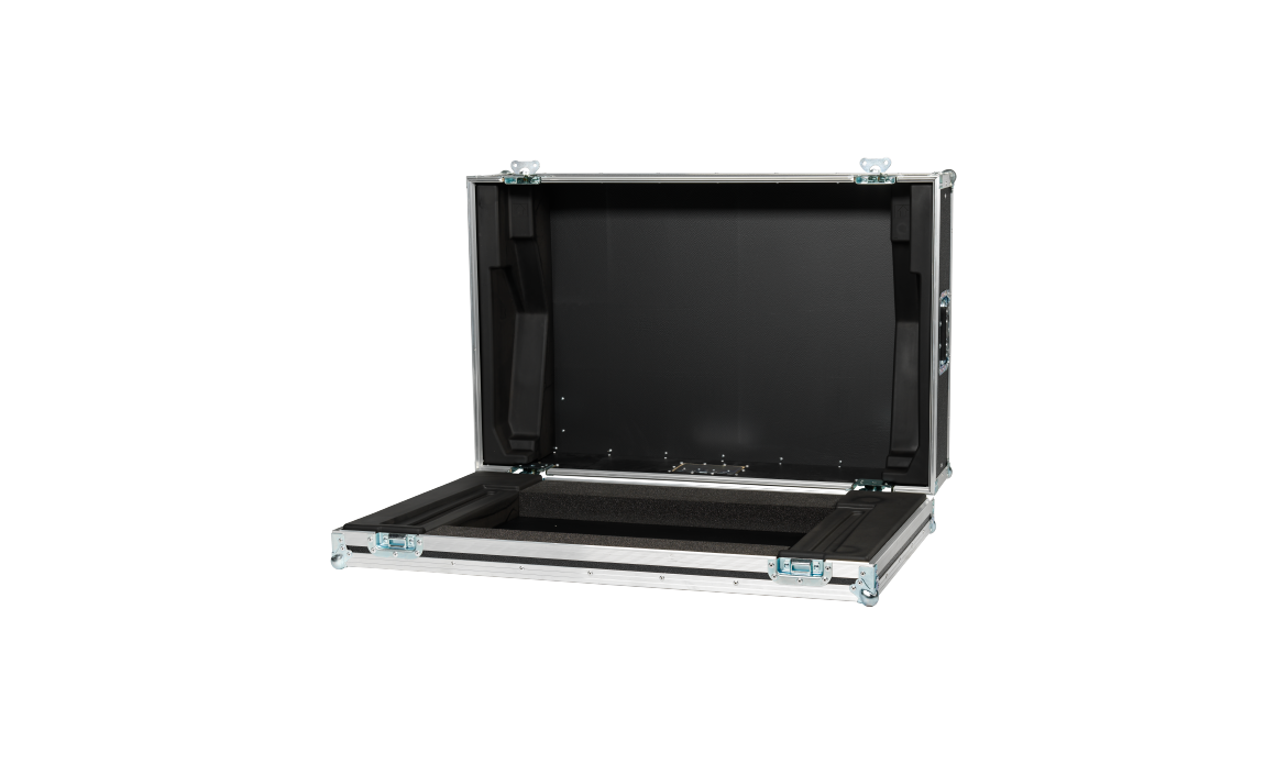 Flight case for grandMA3 compact XT with edge casters