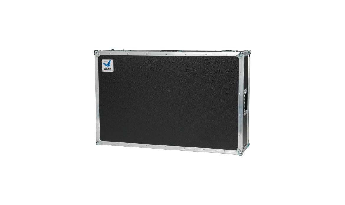 Flight case for grandMA3 compact XT with edge casters